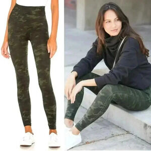 Spanx Look At Me Now Seamless Leggings in Green Camo Size XL NWOT